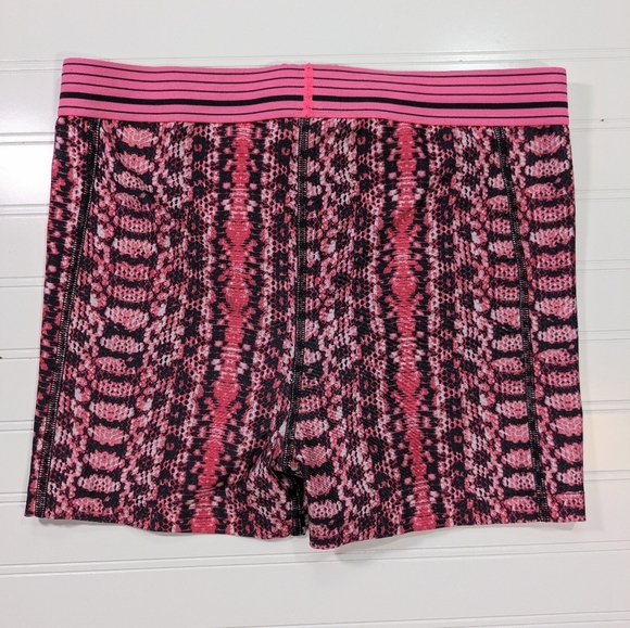 Under Armour Pink Snakeskin Print High Rose Compression Shorts - Picture 2 of 2